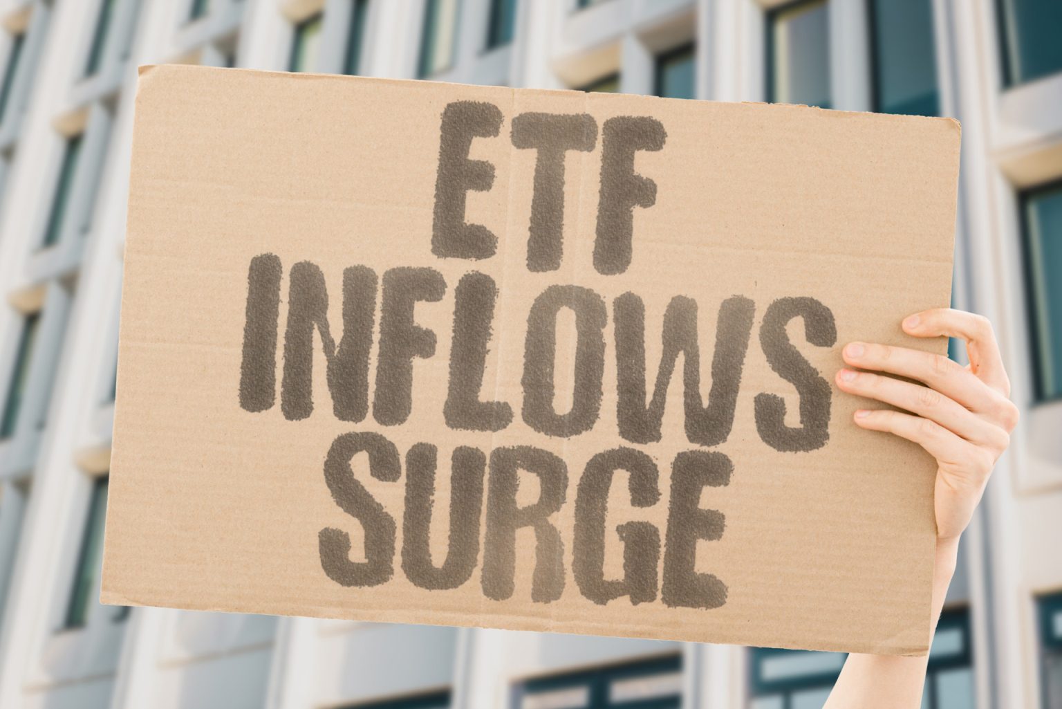 Data Indicates Bitcoin Bottom as US ETFs See Massive Inflows