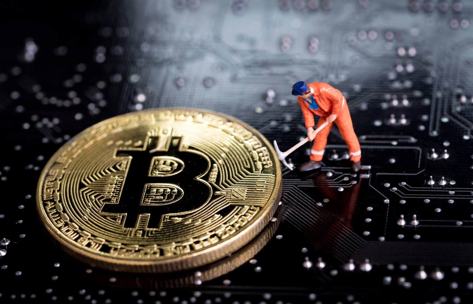 Bitcoin Miners Emerge as Unexpected Winners in the AI Infrastructure Boom